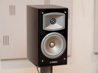 海外勢に負けない」。ペア4万円、ヤマハ渾身のハイレゾ対応スピーカー
