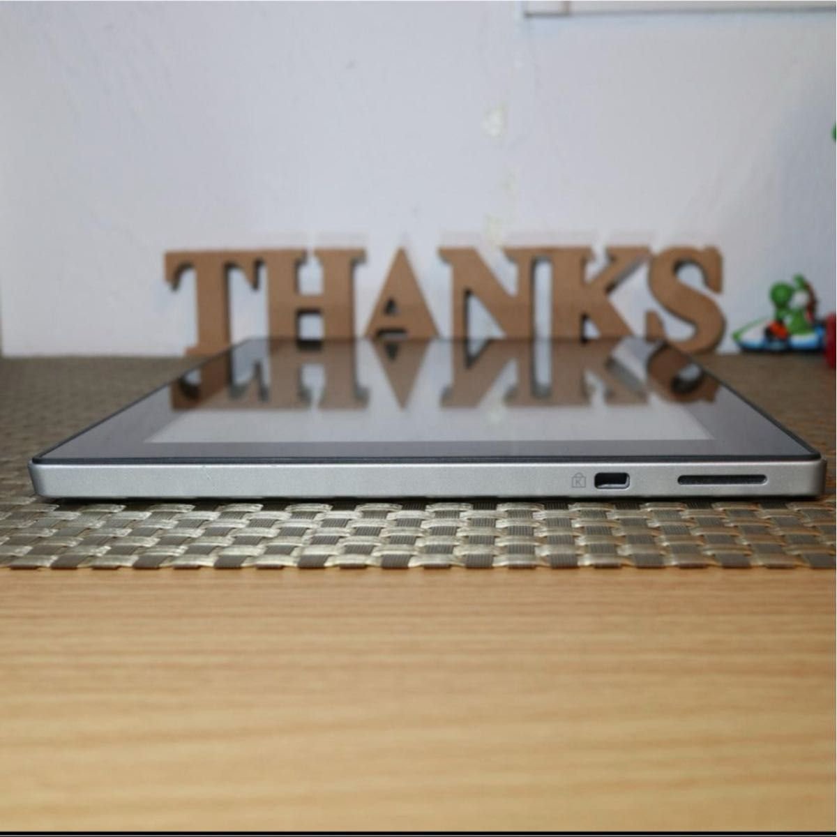 処分特価 タブレットWin11公式サポート/SSD/4G/無線/カメラ/タッチ