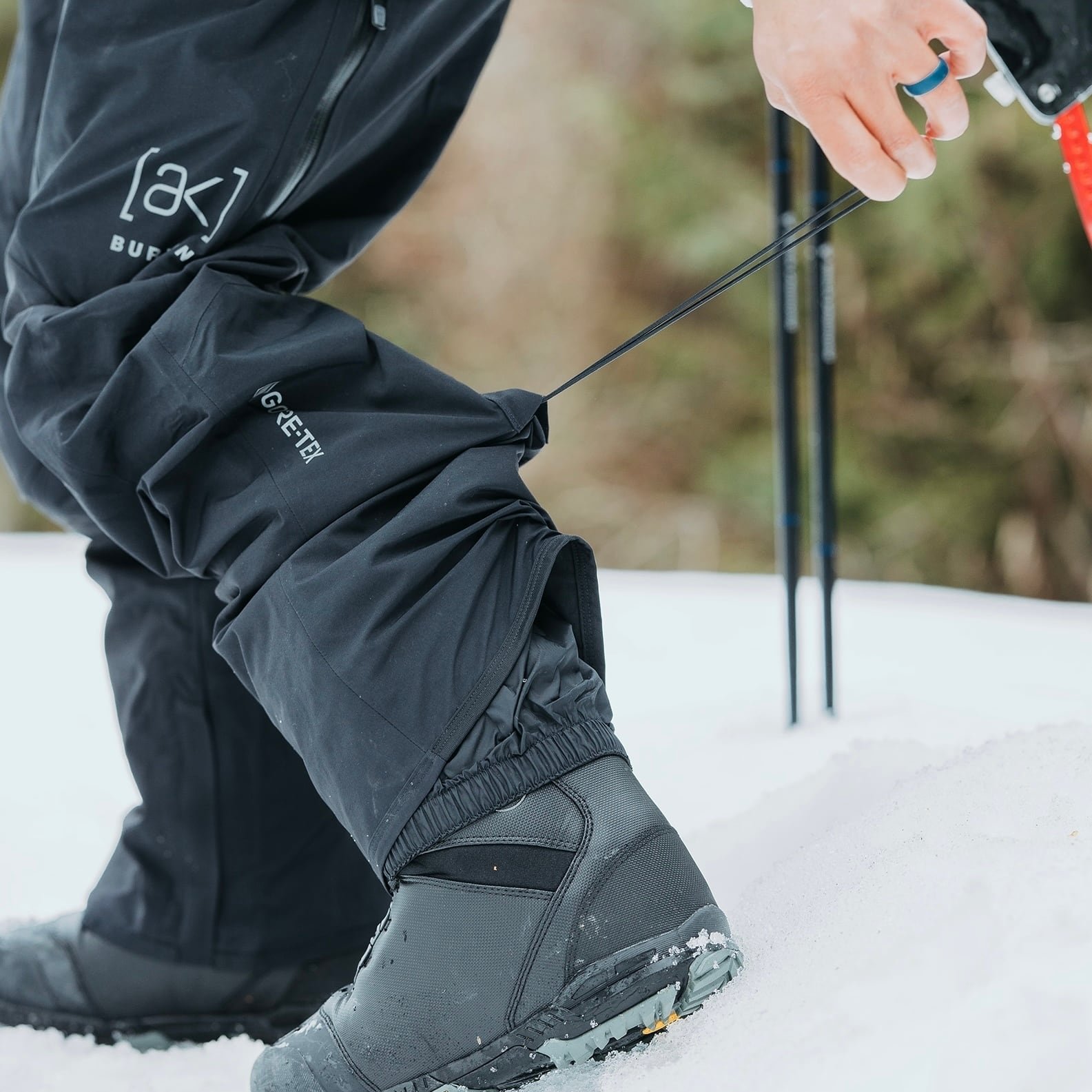 BURTON ［ak] コレクション『 Men's Burton ［ak] Swash GORE-TEX 2L