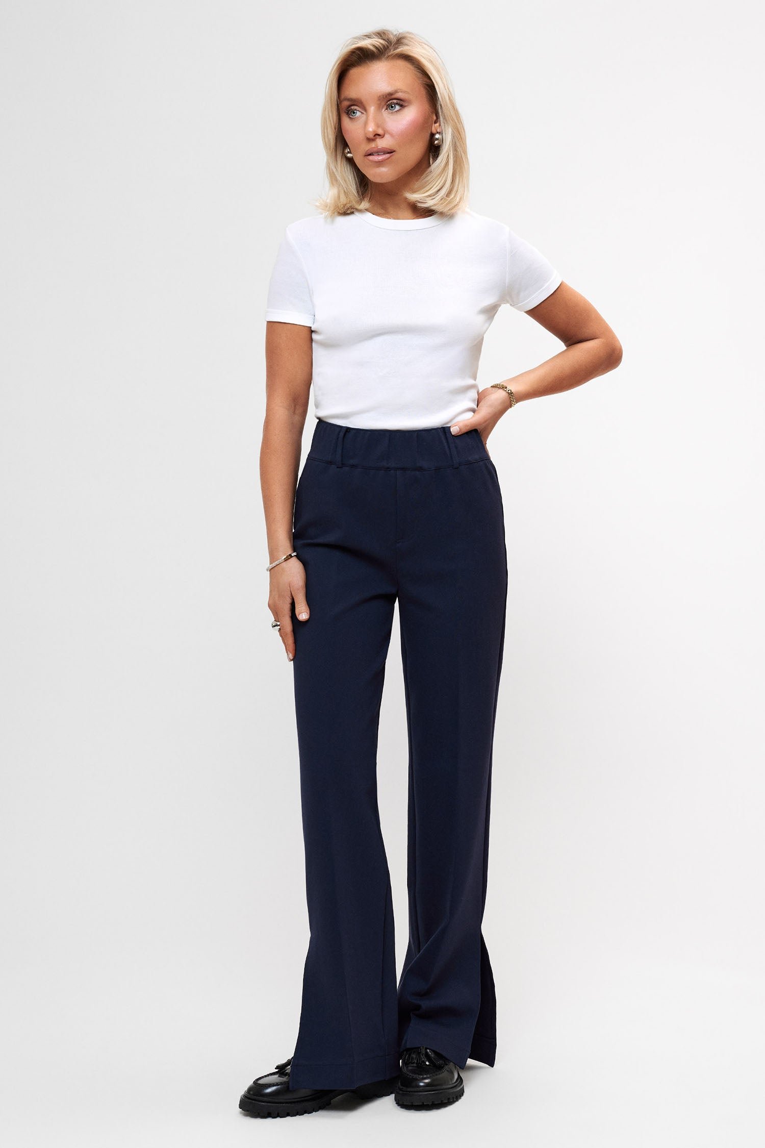 Comfy Straight Slit Suit Pants - Navy – Sanne Alexandra