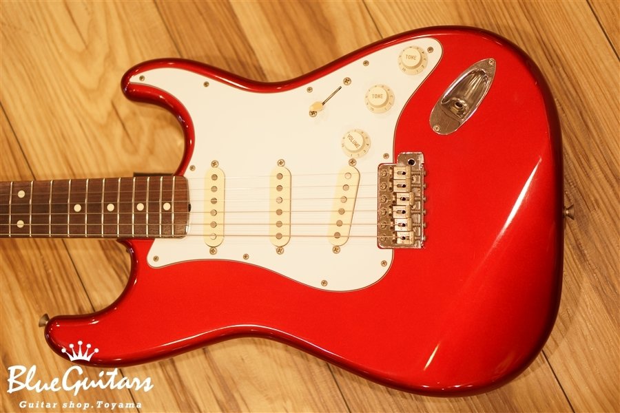 Fender JAPAN ST62-55 - Candy Apple Red | Blue Guitars Online Store