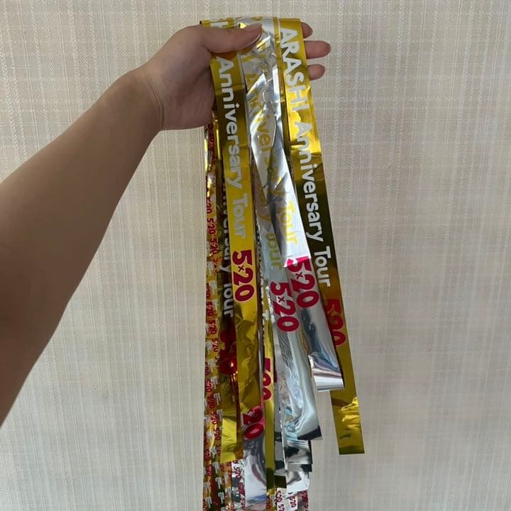 嵐 銀テープ 銀テ 落下物 - メルカリ