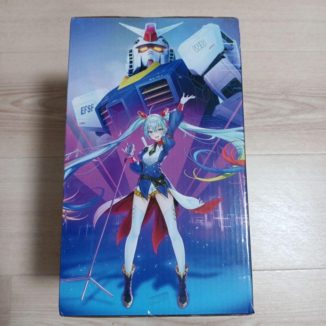 【未開封】初音ミク×ガンダム コラボ フィギュア ガンダム45周年×初音ミク BANPRESTO EVOLVE-GUNDAM Collaboration