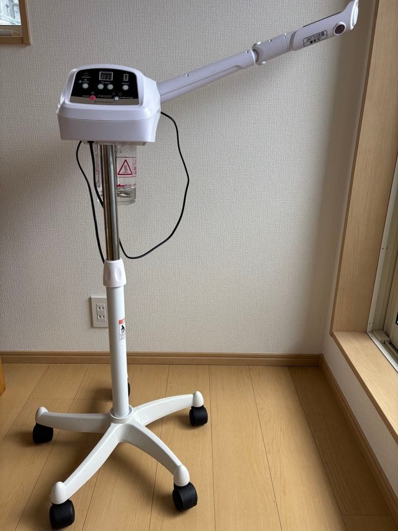 【myuさん専用/直接引取り】FS300 フェイススチーマー エトゥベラ＞ オゾンフェイシャルスチーマー ST-2 ブラウンの通販