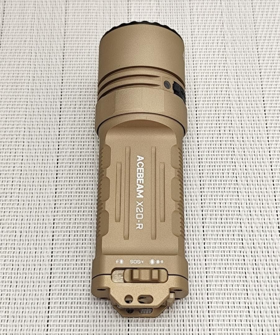 ACEBEAM X20-R デザートタン SFT-25R 6500K 8000L